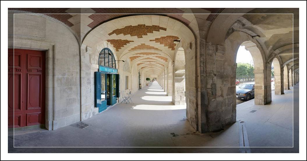 Paris - Place des Vosges 2